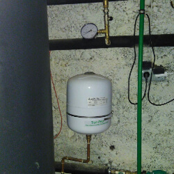 HT Basic 25 kW katls ar granulu degli Revo 26 kW Saulkrastos