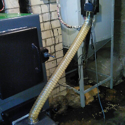 Apkures katls AGB 25 kW ar PellasX REVO 26 granulu degli Līčos